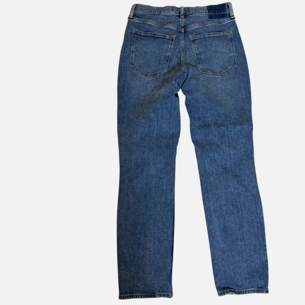 A&F The Slim Straight Ultra High Rise Women's Blue Jeans Size 29 / 8S